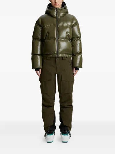 Aztech Mountain Minnie Nuke Cropped Quilted Down Ski Jacket In Green