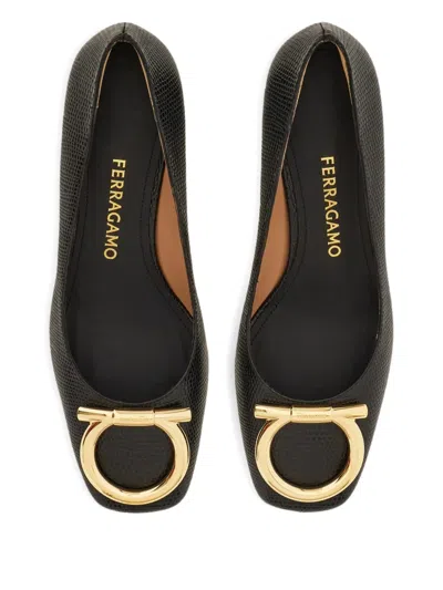 Ferragamo 40mm Lizard Gancio Pumps In Black