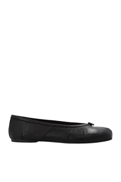 Maison Margiela Tabi Leather Split-toe Ballerina Flats In Black