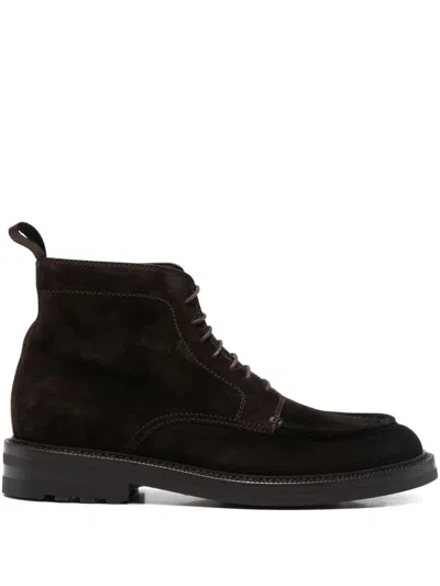 Barrett Ankle Boots In Brown