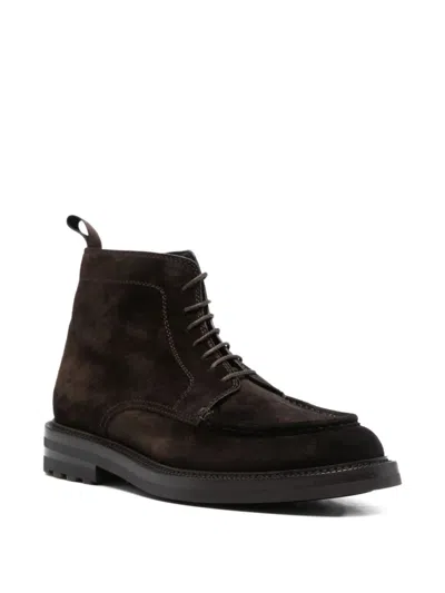 Barrett Ankle Boots In Brown