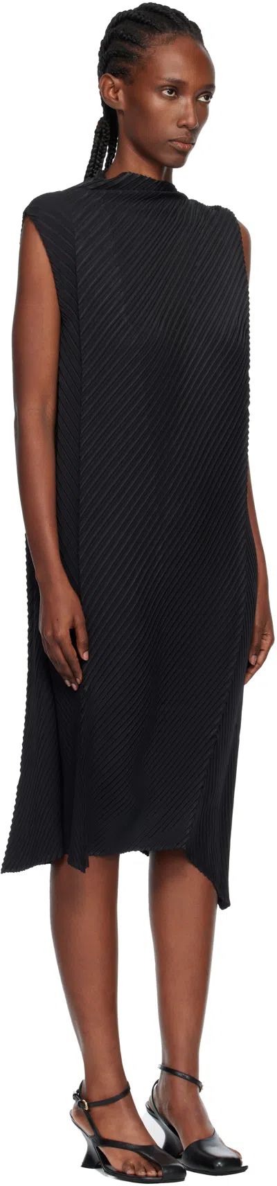 Issey Miyake Black Soft Fold Pleats Midi Dress In Black