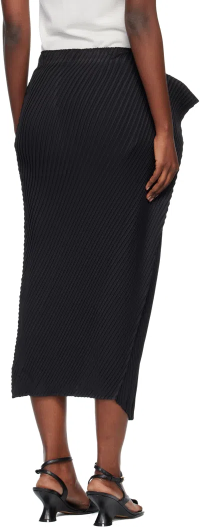 Issey Miyake Black Soft Fold Pleats Midi Skirt In Black