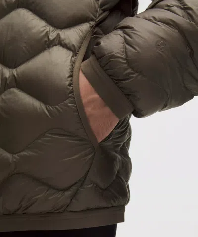 Lululemon Featherweight 900-down-fill Quilted Hooded Jacket In Green