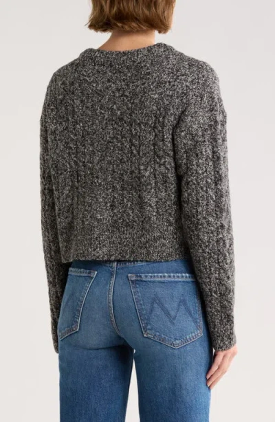 Rdi V-neck Crop Cagan In Gray