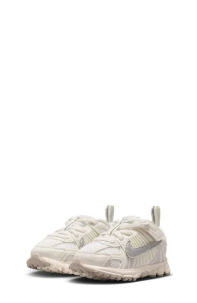 Nike Kids' Vomero 5 Sneaker In Neutral