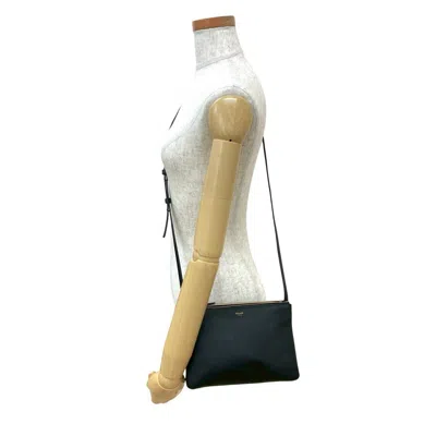 Pre-owned Celine Black Leather Pochette Shoulder Bag ()