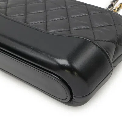 Pre-owned Chanel Black Leather Pochette Shoulder Bag ()