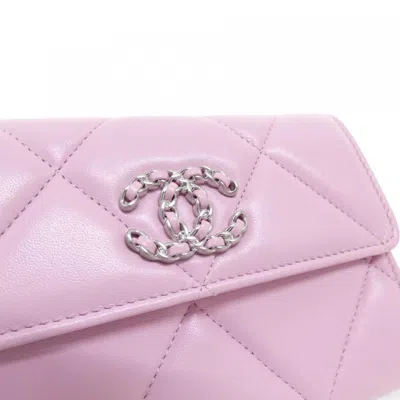 Pre-owned Chanel Pink Leather Wallet (bi-fold) ()