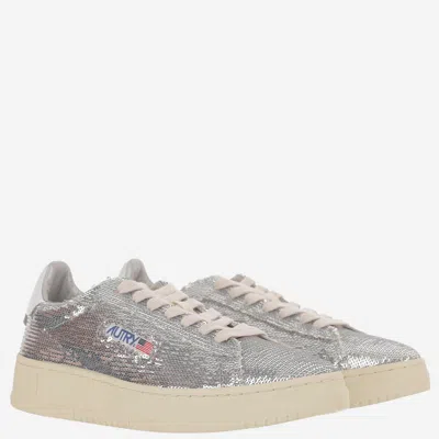 Autry Dallas Low Sparkling Sneakers In Silver And White Sequins Shoes In Silver