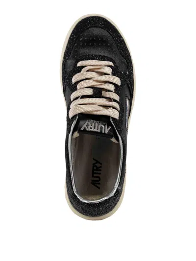 Autry Medalist Low Sneakers In Leather In Multi
