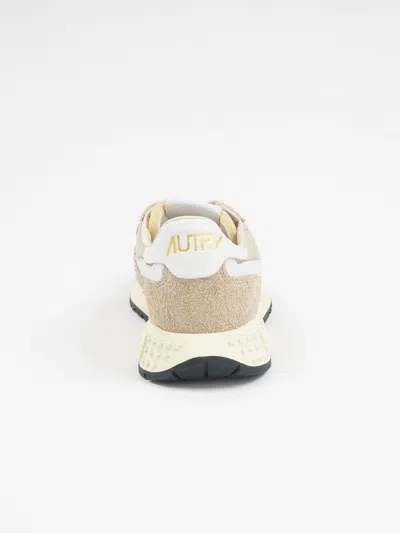 Autry Sneakers Camel-white In Black