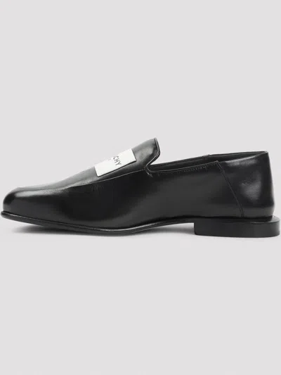 Givenchy Glossy Round Toe Loafers In Black