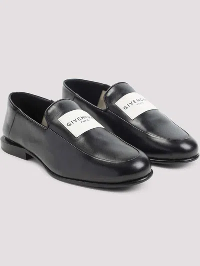 Givenchy Glossy Round Toe Loafers In Black
