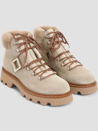 Roger Vivier Viv Rangers Truck Booties In Suede Beige In Brown