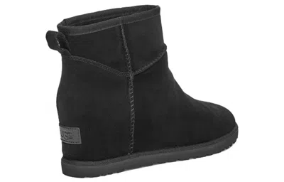 Ugg (wmns)  Classic Femme Mini Short Boots Black