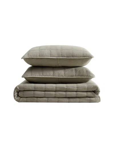 Kenneth Cole Stonewashed Quilt Set In Brown