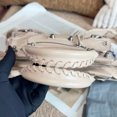 Balenciaga Women Pre-loved Bag Very Good Condition In White