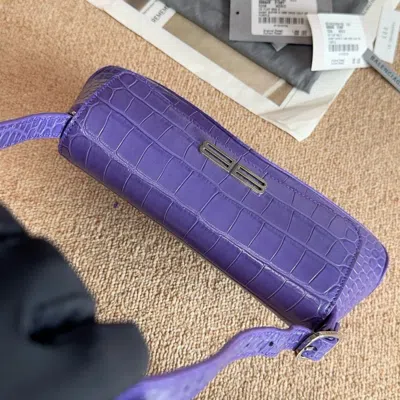 Balenciaga Women Pre-loved Bag Very Good Condition In Purple