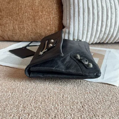 Balenciaga Women Pre-loved Bag Very Good Condition In Black