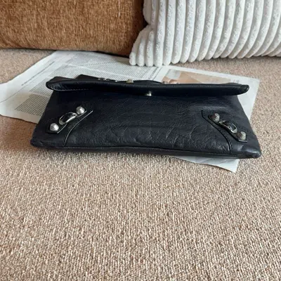 Balenciaga Women Pre-loved Bag Very Good Condition In Black