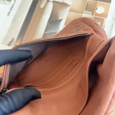 Bottega Veneta Women Pre-loved Bag Very Good Condition In Brown