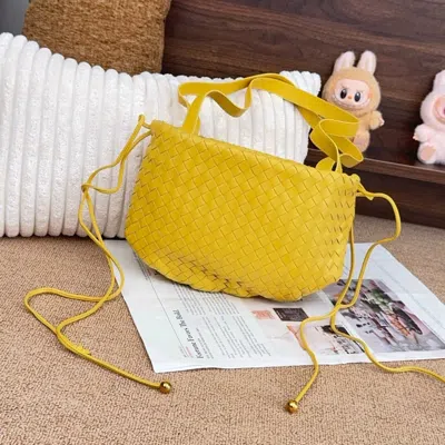 Bottega Veneta Women Pre-loved Bag Very Good Condition In Yellow