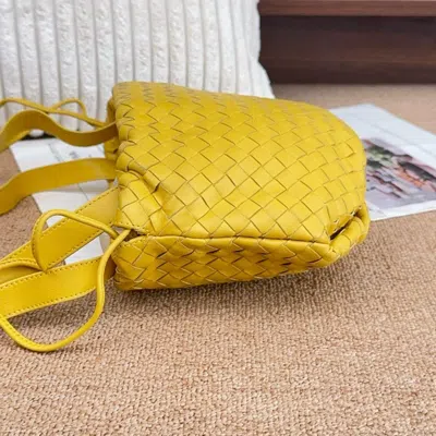 Bottega Veneta Women Pre-loved Bag Very Good Condition In Yellow