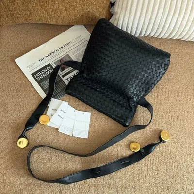 Bottega Veneta Women Pre-loved Bag Very Good Condition In Black