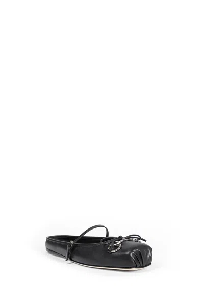 Gucci Leather Ballet Flats Featuring Metal Detail In Black