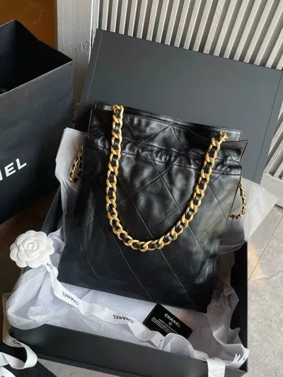 Pre-owned Chanel Women Pre-loved Bag Very Good Condition In Multi