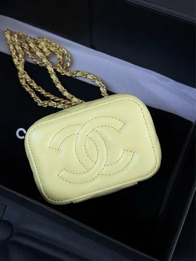 Pre-owned Chanel Women Pre-loved Bag Very Good Condition In Multi
