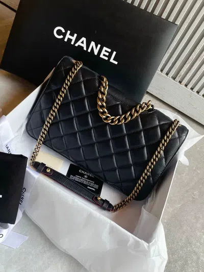 Pre-owned Chanel Women Pre-loved Bag Very Good Condition In Multi