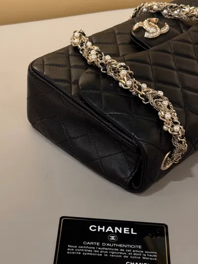 Pre-owned Chanel Women Pre-loved Bag Very Good Condition In Multi
