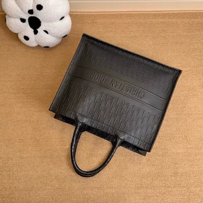 Dior Women Pre-loved Bag Very Good Condition In Multi