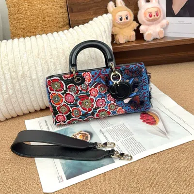 Dior Women Pre-loved Bag Very Good Condition In Multi