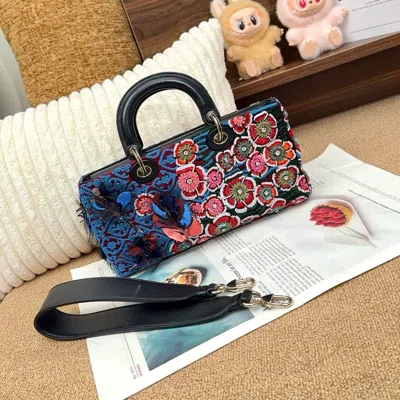 Dior Women Pre-loved Bag Very Good Condition In Multi