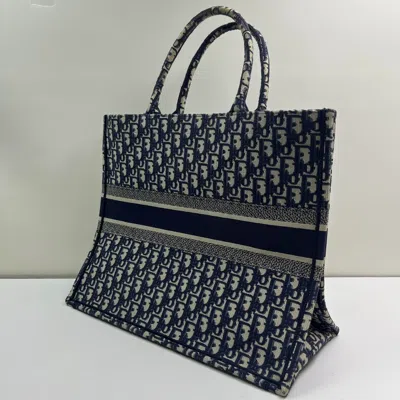 Dior Women Pre-loved Bag Very Good Condition In Black