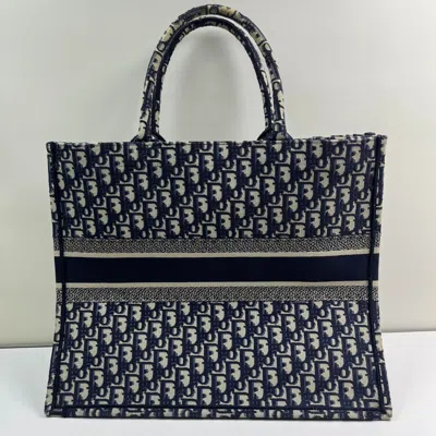 Dior Women Pre-loved Bag Very Good Condition In Black
