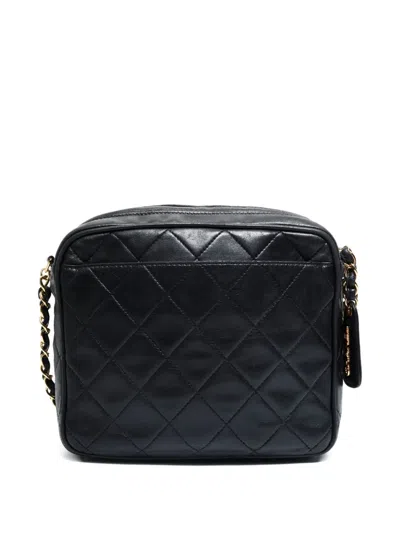 Pre-owned Chanel 1994-1996 Cc Mark Turn Lock Quilted Shoulder Bag In Black
