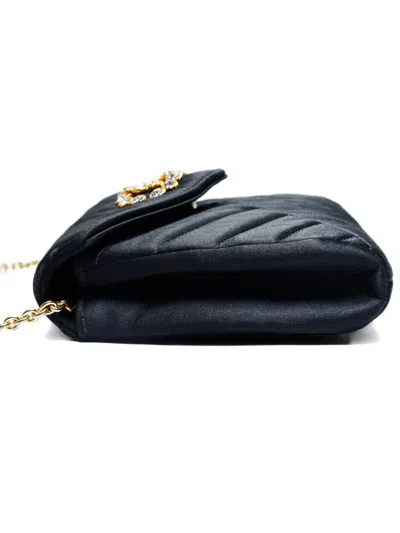 Pre-owned Chanel 1991-1994 Cc Mark Chevron Quilted Shoulder Bag In Black