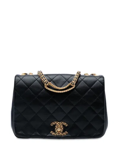Pre-owned Chanel 2021-2025 Quilted Lambskin On And On Chain Flap Shoulder Bag In Black