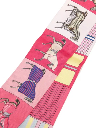 Pre-owned Hermes 2001-2025 Couvertures Nouvelles Silk Twilly Scarf Scarves In Pink