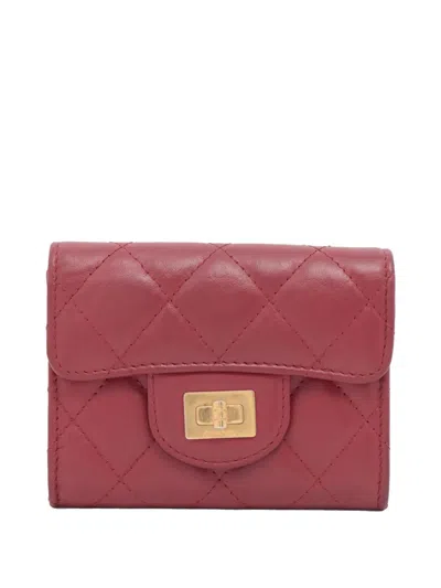 Pre-owned Chanel 2019 Reissue 2.55 Quilted Lambskin Trifold Wallet Small Wallets In Red