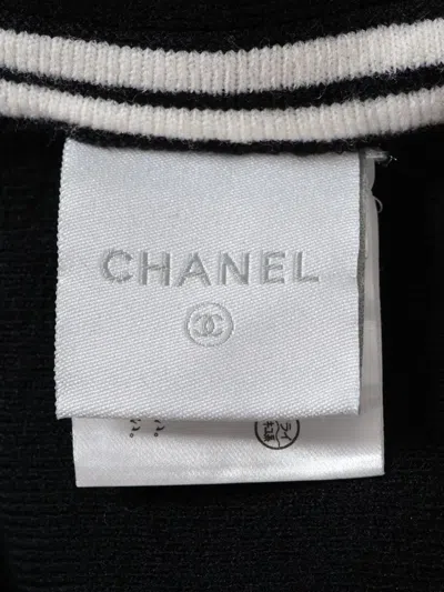 Pre-owned Chanel 2004 Logo-patch Sweater In Black