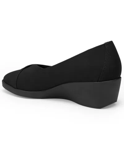 Aerosoles Women's Taka Wedge Pump In Black
