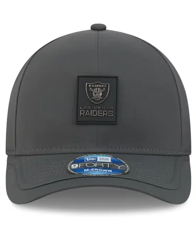New Era Men's Charcoal Las Vegas Raiders 2025 Sideline Cold Weather 9forty M-crown Adjustable Hat In Gray