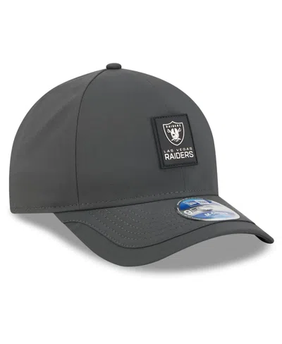 New Era Men's Charcoal Las Vegas Raiders 2025 Sideline Cold Weather 9forty M-crown Adjustable Hat In Gray