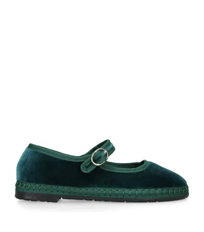 Flabelus Velvet Leonor Mary Janes In Green