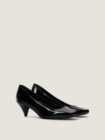 Givenchy Sliced Square Pumps In Patent Leather In Black